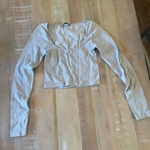 Zara Light Gray Scoop Neck Long-Sleeve Crop Top